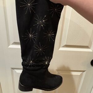 Azure European Luxary Women's Black Knee-High with sparkle detailing